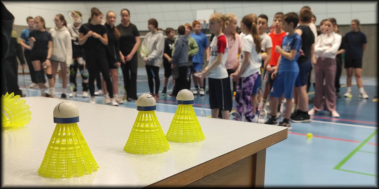 OPĚT SKVĚLÉ VÝKONY NAŠICH DĚTÍ NA BADMINTONOVÉM TURNAJI V CHLUMCI